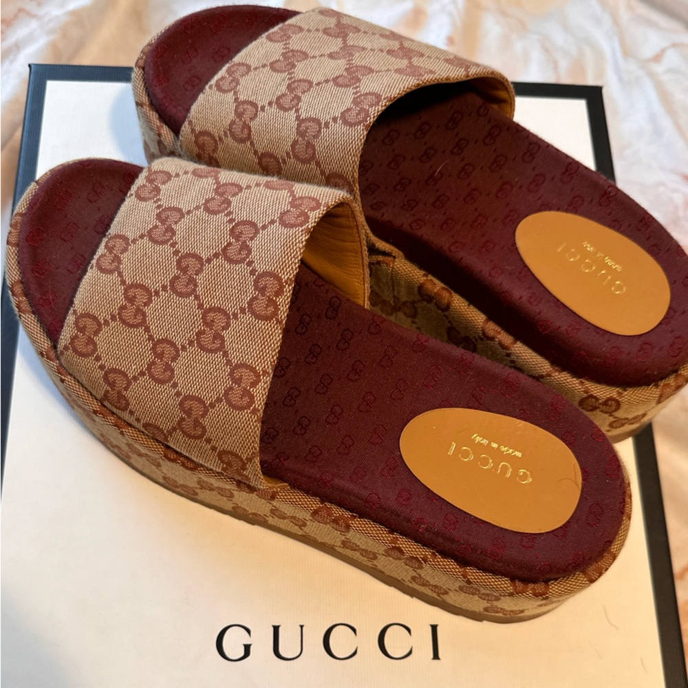 Gucci Beige & Burgundy GG Canvas Platform Slides